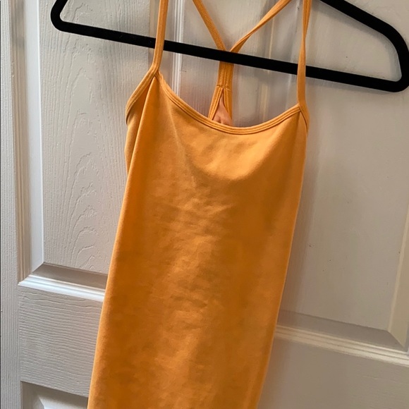 Lululemon y tank - Picture 1 of 2